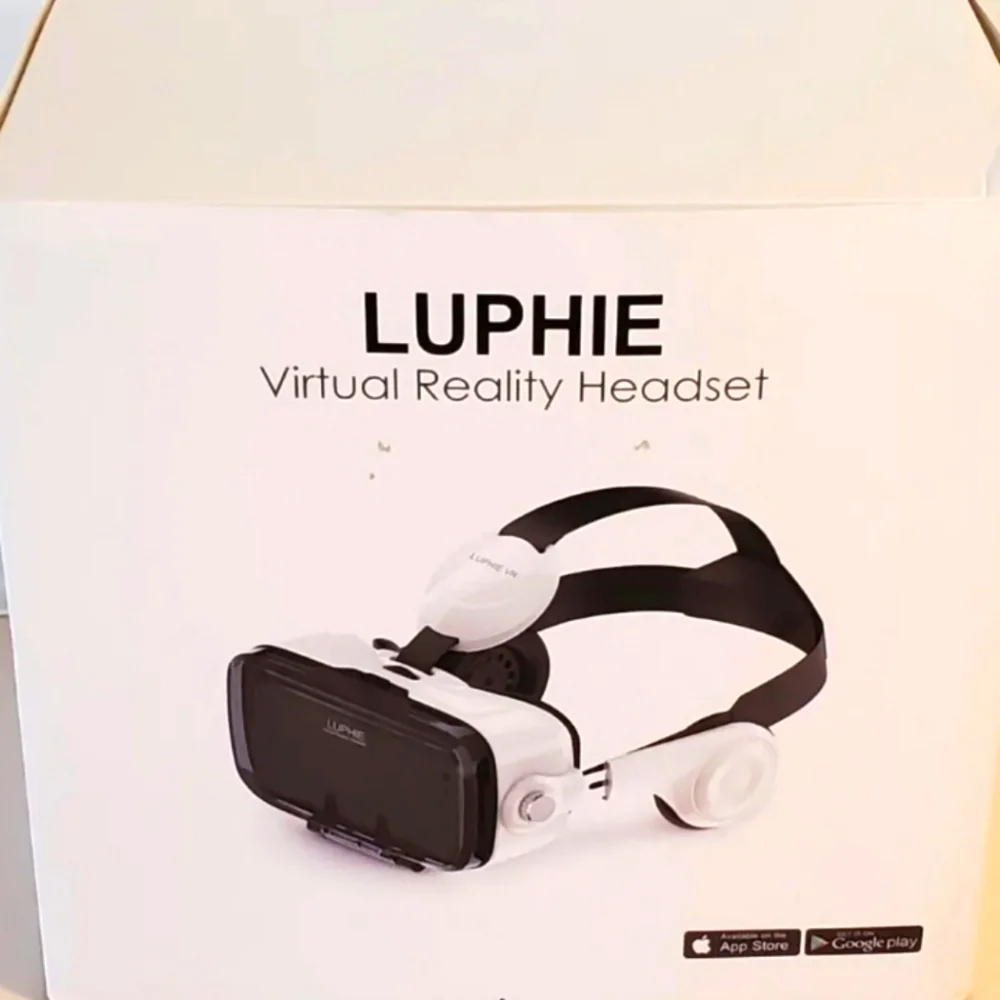 Luphie Virtual Reality 3D VR headset, glasses, new open box. Complete